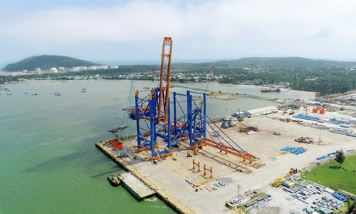 Doosan Vina completed the super erection of Gemalink’s STS cranes unit 7