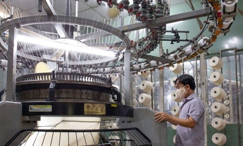 Giảm thu để “tiếp sức” doanh nghiệp