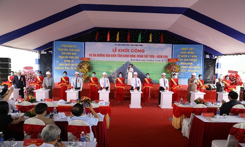Khởi công dự án đường ven biển tỉnh Bình Định