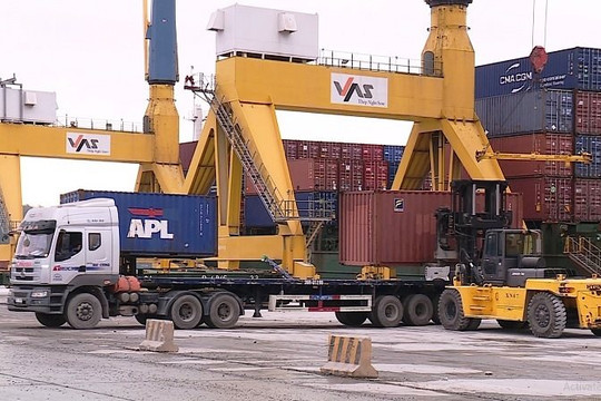 Xuất nhập khẩu hàng hóa qua cảng Nghi Sơn vượt 3,1 tỷ USD