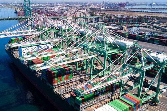 Các cảng container Hoa Kỳ đang sụt giảm sản lượng 