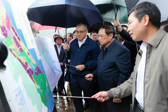 Thủ tướng Phạm Minh Chính: Phú Yên phải xây dựng bằng được cảng nước sâu