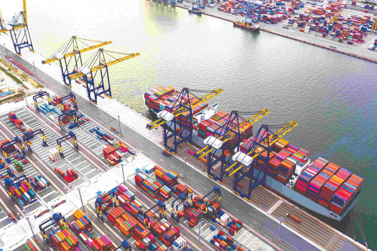 Developing logistics services in Vietnam: A number of solutions recommended