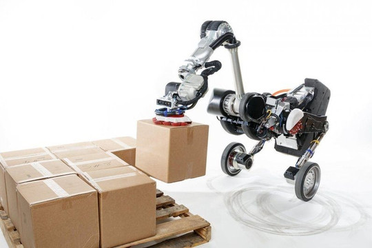 Boston Dynamics chuẩn bị bán robot, liệu ngành cung ứng thế giới đã sẵn sàng?