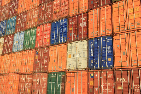 Maersk dự đoán nhu cầu vận chuyển container toàn cầu giảm 2,5% năm 2023
