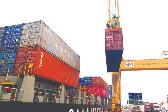 Thanh Hoá thúc đẩy lưu thông hàng hoá qua cảng Nghi Sơn