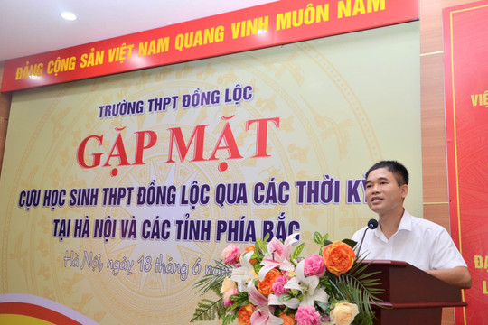 Trường THPT Đồng Lộc (Hà Tĩnh) gặp gỡ cựu học sinh qua các thời kỳ 