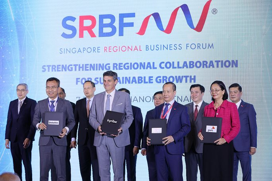 Diễn đàn doanh nghiệp khu vực Singapore: Techcombank công bố hai thỏa thuận hợp tác 