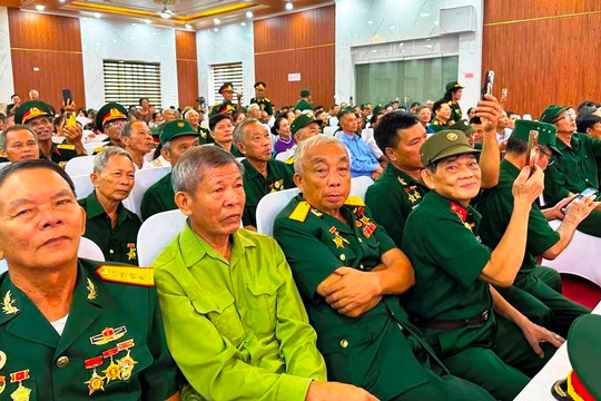 Ban liên lạc truyền thống Đại đoàn Đồng bằng – Sư đoàn 320 tại Nghệ An, Hà Tĩnh kỷ niệm ngày Thương binh – Liệt sỹ