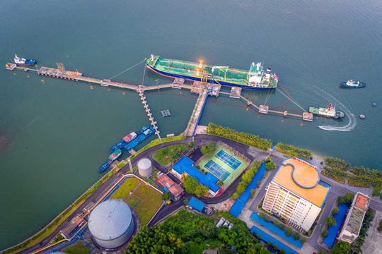 Tăng sức cạnh tranh cho các cảng biển Quảng Ninh