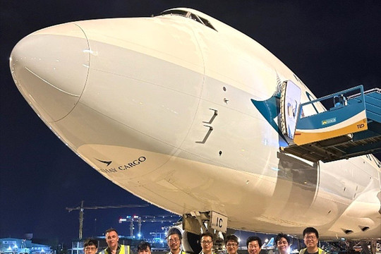 Cathay Cargo khôi phục chuyến bay vận chuyển hàng hóa từ TP. Hồ Chí Minh