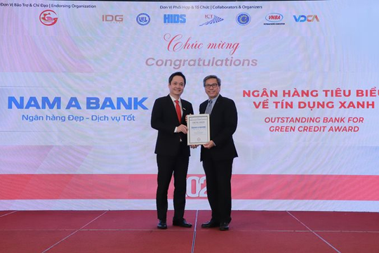 Nam A Bank được vinh danh tại Vietnam Retail Banking Forum 2024