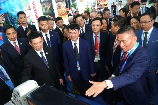 CAEXPO 21: Tân Cảng Sài Gòn tham gia tiến trình kết nối kinh tế quốc tế