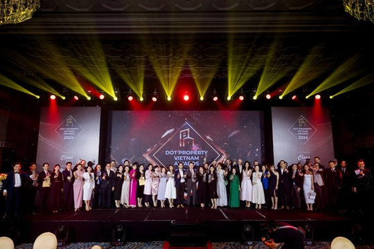 Dot Property Vietnam Awards 2024 tiếp lửa cho doanh nghiệp bất động sản