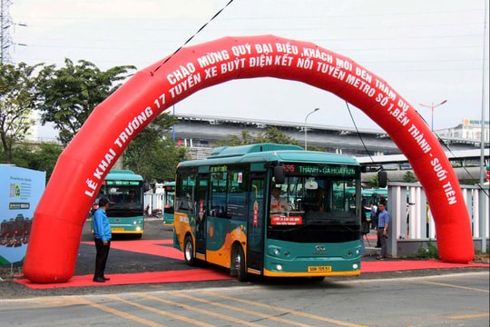 Khai trương 17 tuyến xe Buýt điện kết nối Metro số 1 tại Thành phố Hồ Chí Minh