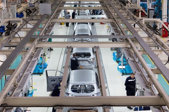 Technological Revolution in Automotive Logistics Management