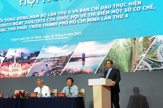 TP.Hồ Chí Minh phải đi đầu trong thu hút đầu tư các ngành công nghiệp cao, công nghệ xanh gắn với phát triển bền vững