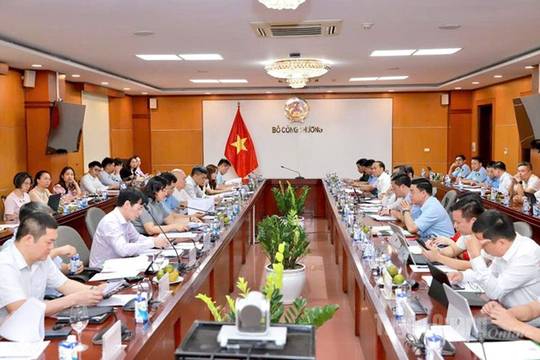 Thương mại biên giới: Tiềm năng lớn, nhưng thách thức còn nhiều