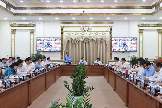 Tìm các giải pháp để thúc đẩy giải ngân vốn đầu tư công và giải phóng mặt bằng