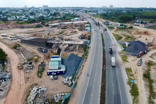 Tháo gỡ các khó khăn, vướng mắc liên quan đến các dự án giao thông trọng điểm