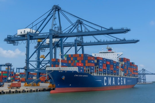 Phát triển nhân lực – Đòn bẩy nâng cao sức cạnh tranh ngành Logistics TP.HCM