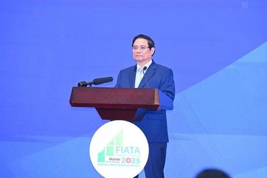 Prime Minister Pham Minh Chinh: “Join forces to shape a greener, smarter, more modern global logistics sector.”