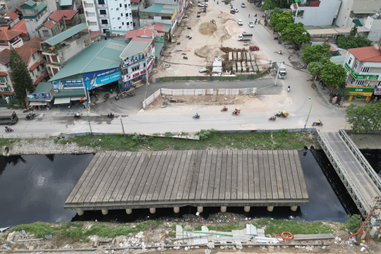 Thi công hạng mục then chốt Dự án đường Vành đai 2,5 đoạn Đầm Hồng