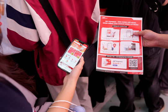 Nắng nóng, giao mùa thúc đẩy nhu cầu gửi hàng cá nhân tiện lợi