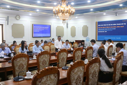 Đẩy mạnh chỉnh trang đô thị, di dời nhà ven kênh rạch