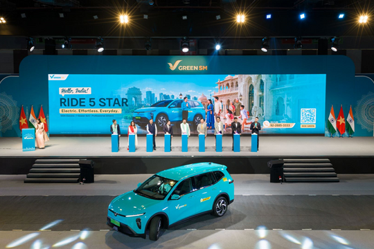 Green SM ra mắt dịch vụ taxi thuần điện Green SM Limo tại Ấn Độ