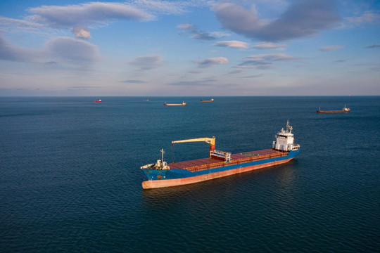 Ships and Ports Face Cyber-Physical Risk