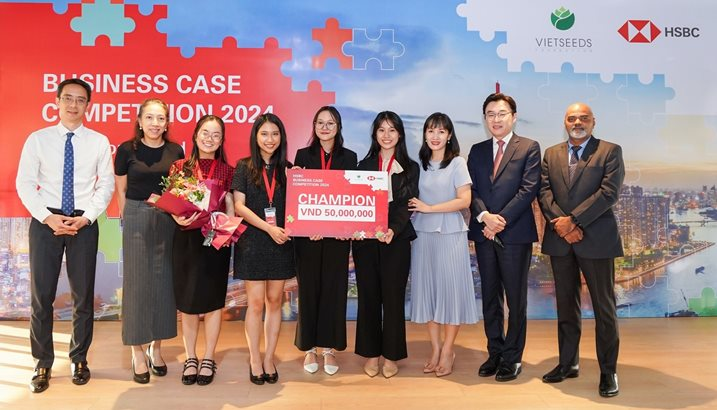 Sinh viên VinUniversity đến Hồng Kông tham gia HSBC Business Case Competition 