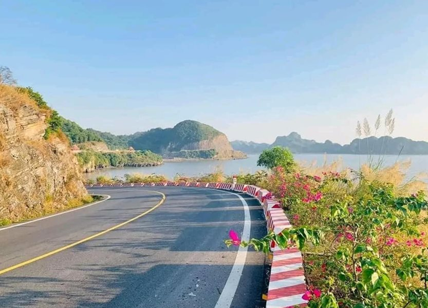 Đẩy nhanh tiến độ đầu tư xây dựng hệ thống đường bộ ven biển