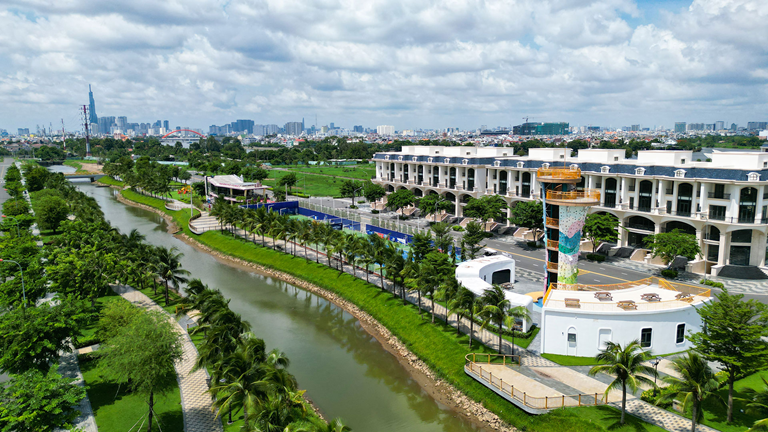 Thị trường bất động sản TP.HCM phục hồi thanh khoản