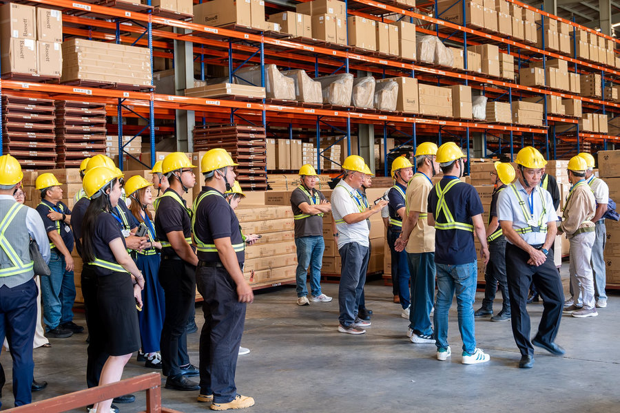 Làn sóng AI liệu có biến Forwarder trở thành nạn nhân tiếp theo?