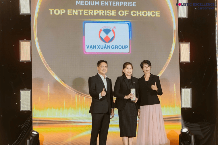 Bốn giải thưởng Enterprise of Choice 2026 ghi nhận nỗ lực phát triển của Vạn Xuân Group